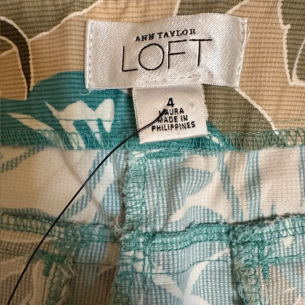 NWOT Loft Pants - Picture 5 of 10